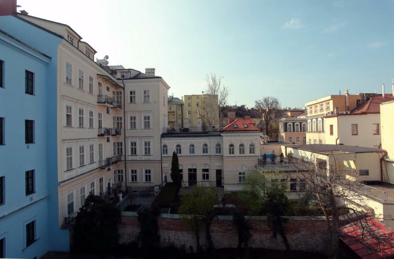 The Apartment House - Mezibranska Praga Esterno foto